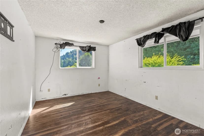 Property photo for 431 Highland Valley Road, Morton photo 22