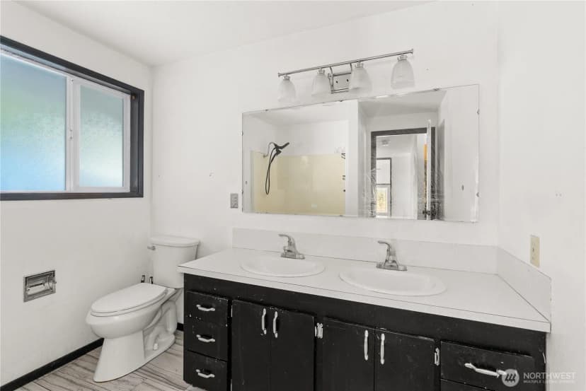 Property photo for 431 Highland Valley Road, Morton photo 18