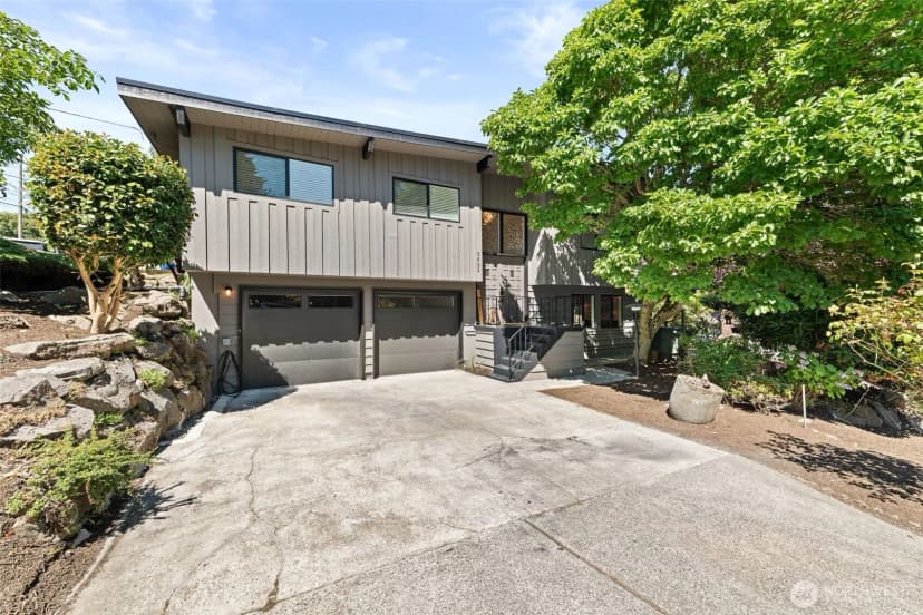 Property photo for 3602 24th Avenue W, Seattle photo 38