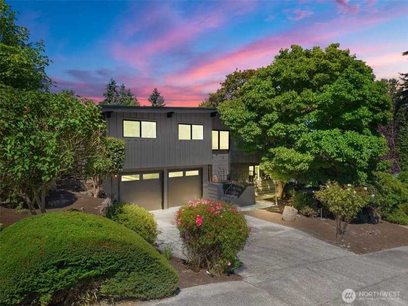 Property photo for 3602 24th Avenue W, Seattle