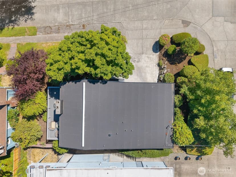 Property photo for 3602 24th Avenue W, Seattle photo 36