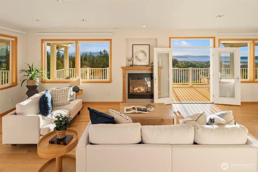 Property photo for 37464 Olympic View Road Ne, Hansville photo 5