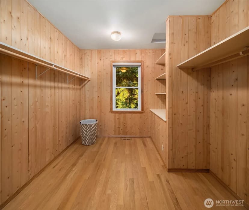 Property photo for 37464 Olympic View Road Ne, Hansville photo 17