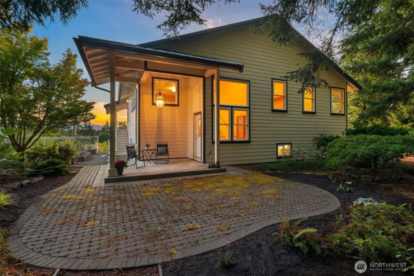 Property photo for 37464 Olympic View Road Ne, Hansville photo 26