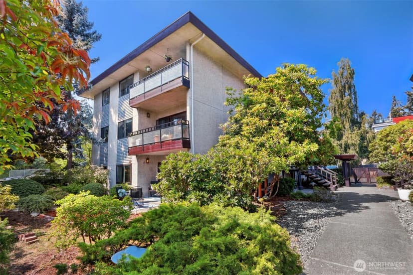 Property photo for 300 N 137th Street #a, Seattle