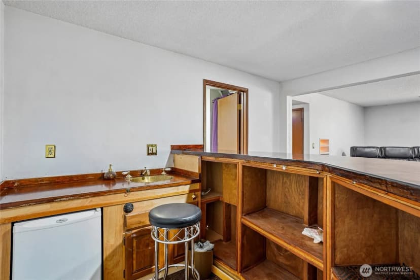 Property photo for 7503 John Dower Road W, Lakewood photo 26