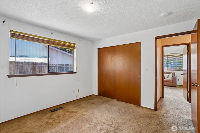 Property photo for 7503 John Dower Road W, Lakewood photo 20