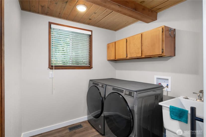 Property photo for 125 41st Avenue Ne, Olympia photo 20