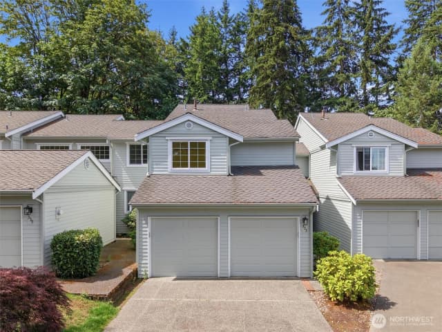 Property photo for 333 145th Place Se, Bellevue, WA 98007