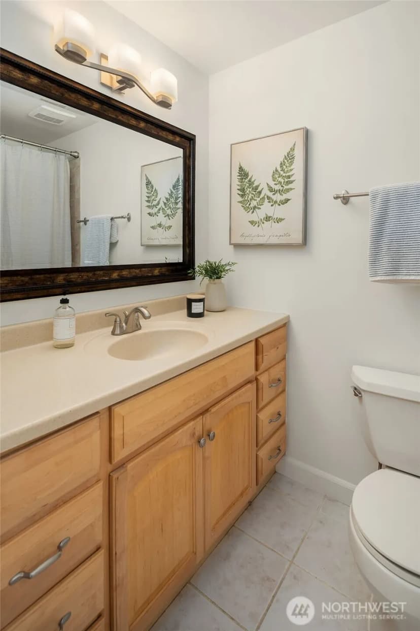 Property photo for 2810 127th Avenue Ne, Bellevue photo 19