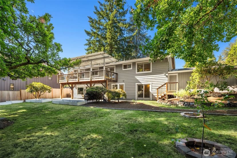 Property photo for 2810 127th Avenue Ne, Bellevue photo 30