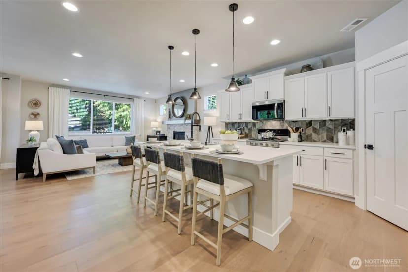 Property photo for 19213 Meridian Drive Se #cw 18, Bothell photo 9