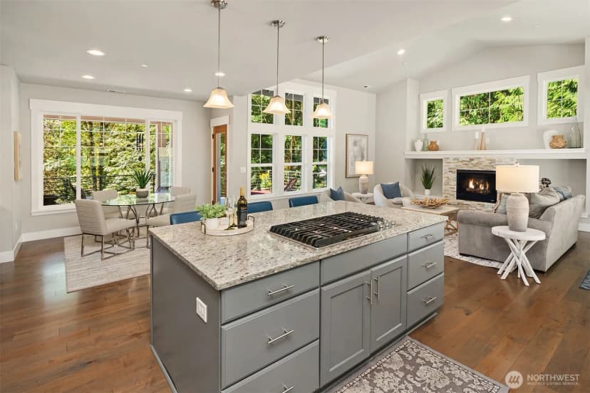 Property photo for 1090 218th Avenue Ne, Sammamish photo 8