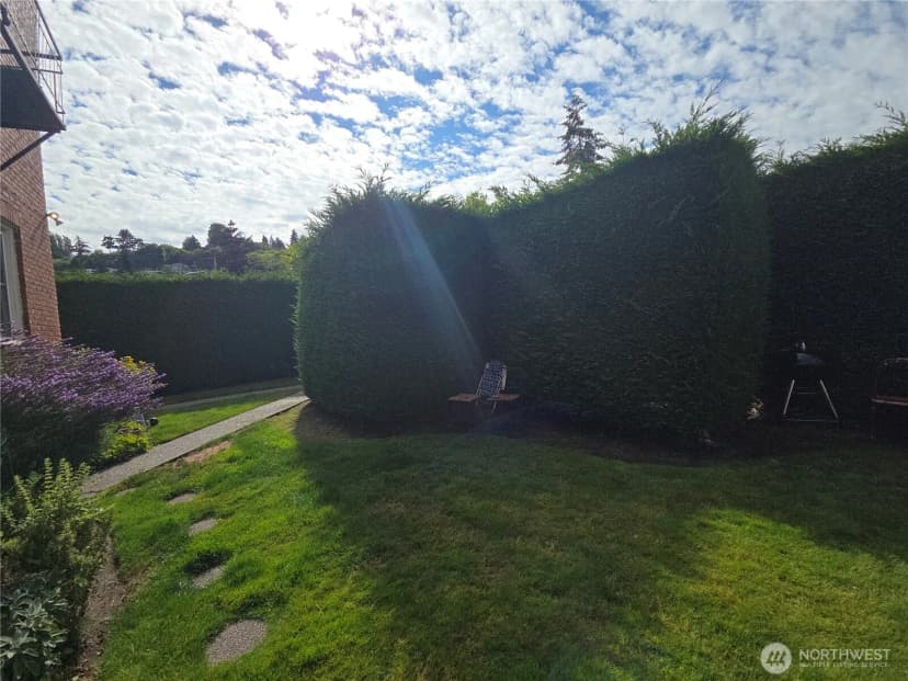 Property photo for 2452 Alki Avenue Sw, Seattle photo 8