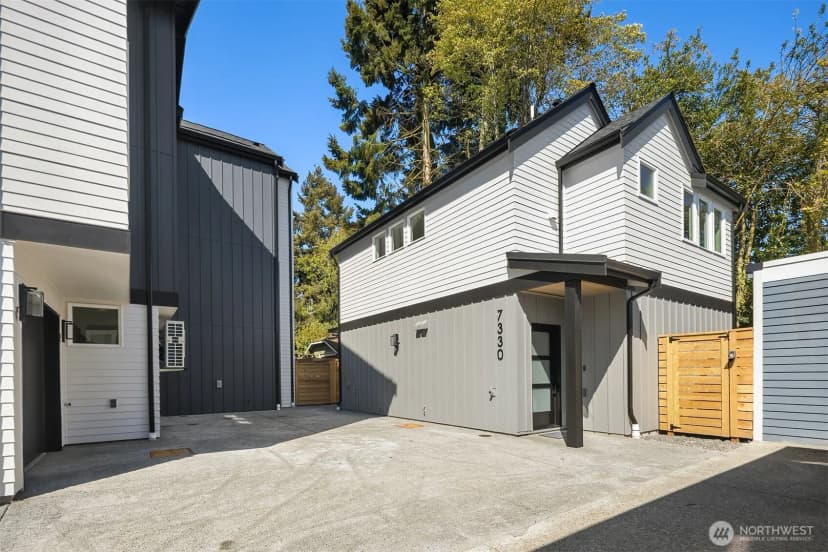 Property photo for 7330 25th Avenue Nw, Seattle photo 22
