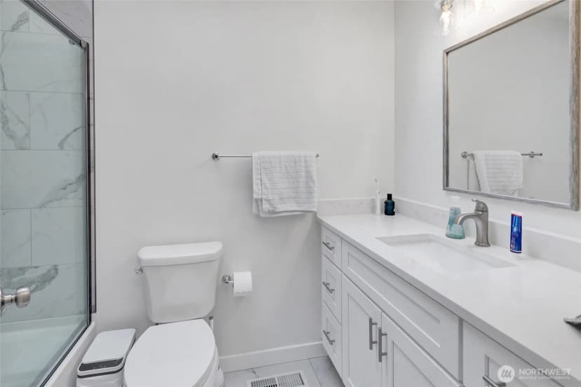 Property photo for 3320 E Montgomery Street, Mount Vernon photo 11