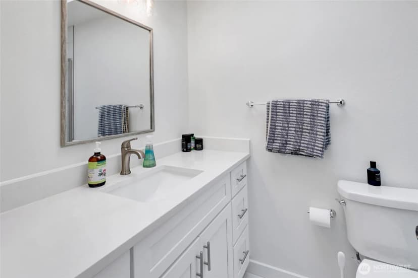 Property photo for 3320 E Montgomery Street, Mount Vernon photo 15
