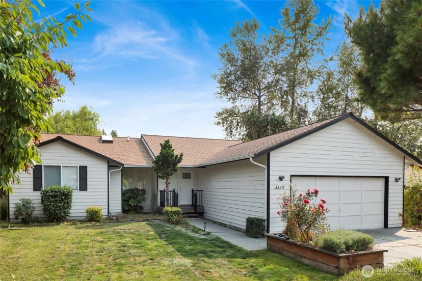 Property photo for 3320 E Montgomery Street, Mount Vernon