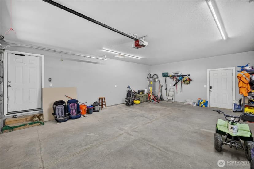Property photo for 609 Eagle Nest Drive, Granger photo 32