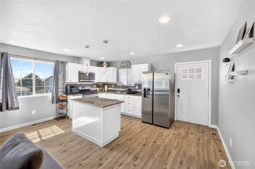 Property photo for 609 Eagle Nest Drive, Granger photo 12