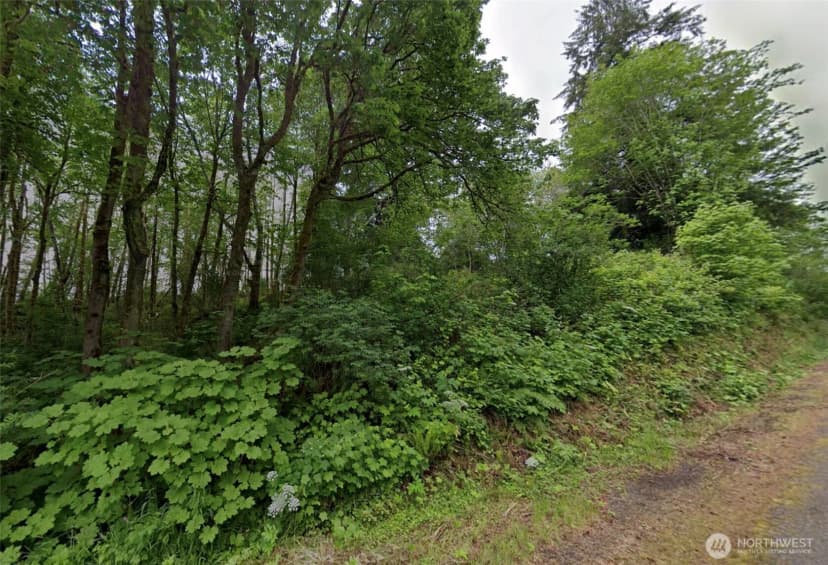 Property photo for 99 Airport Road, Raymond