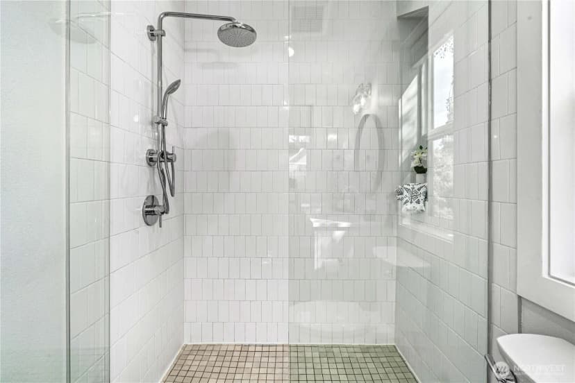 Property photo for 6915 55th Avenue S #b, Seattle photo 23