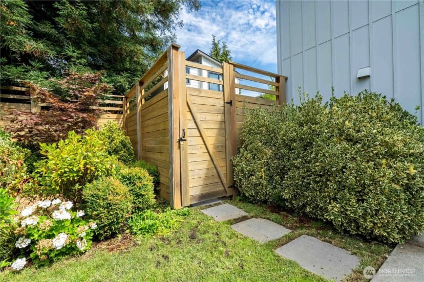 Property photo for 6915 55th Avenue S #b, Seattle photo 31