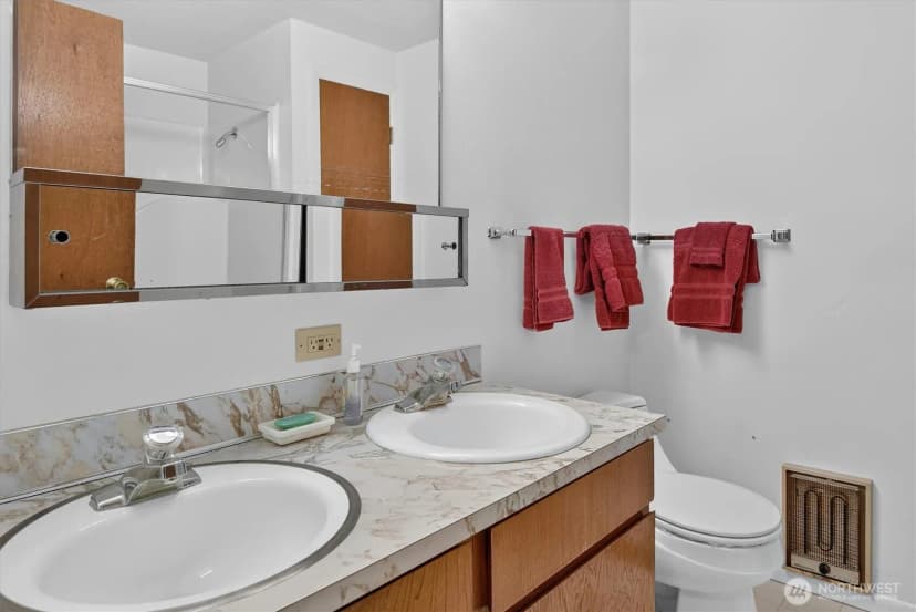 Property photo for 443421 Sr-20, Newport photo 18