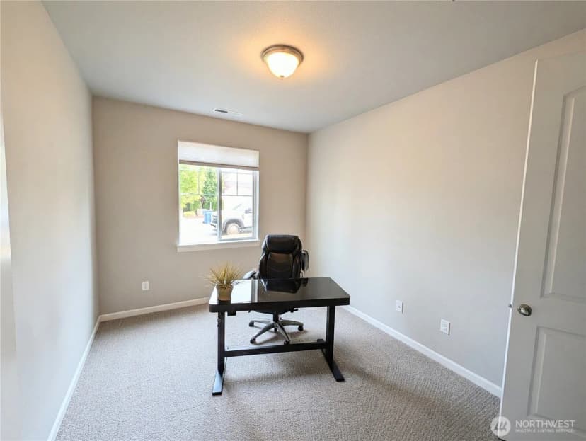 Property photo for 8406 57th Place Ne, Marysville photo 30