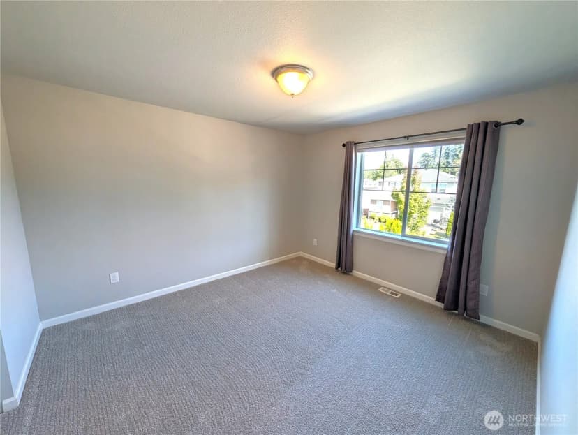 Property photo for 8406 57th Place Ne, Marysville photo 22