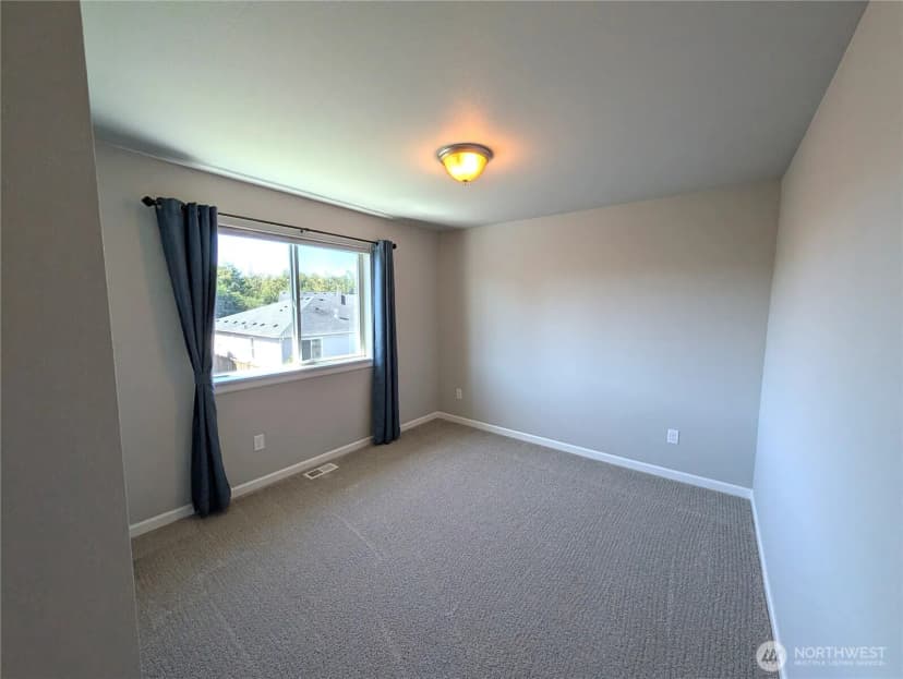 Property photo for 8406 57th Place Ne, Marysville photo 25