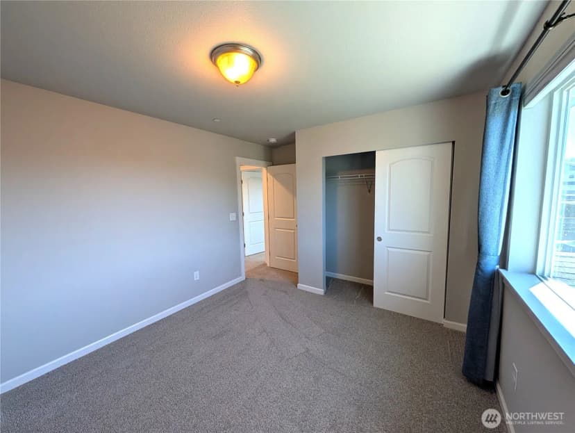 Property photo for 8406 57th Place Ne, Marysville photo 24