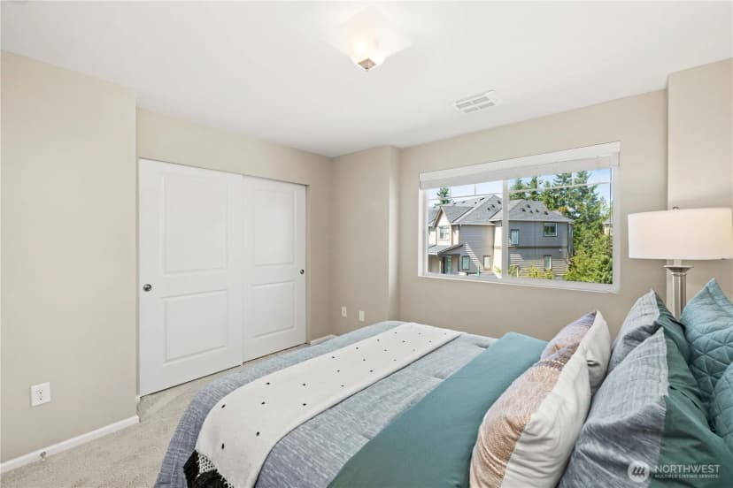 Property photo for 1912 113th Place Se, Everett photo 15