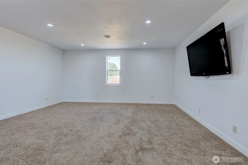 Property photo for 931 N Gale Avenue, East Wenatchee photo 14