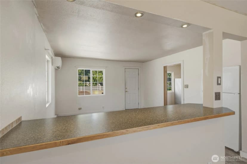 Property photo for 801 Peachey Street, Wenatchee photo 7