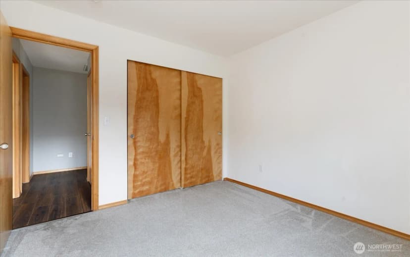 Property photo for 1667 Nw Almond Loop, Oak Harbor photo 22