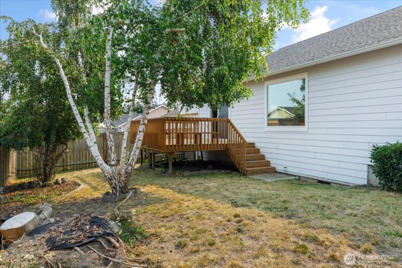 Property photo for 1667 Nw Almond Loop, Oak Harbor photo 29