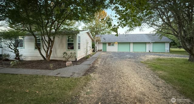 Property photo for 179 Bay Road, Winlock photo 2