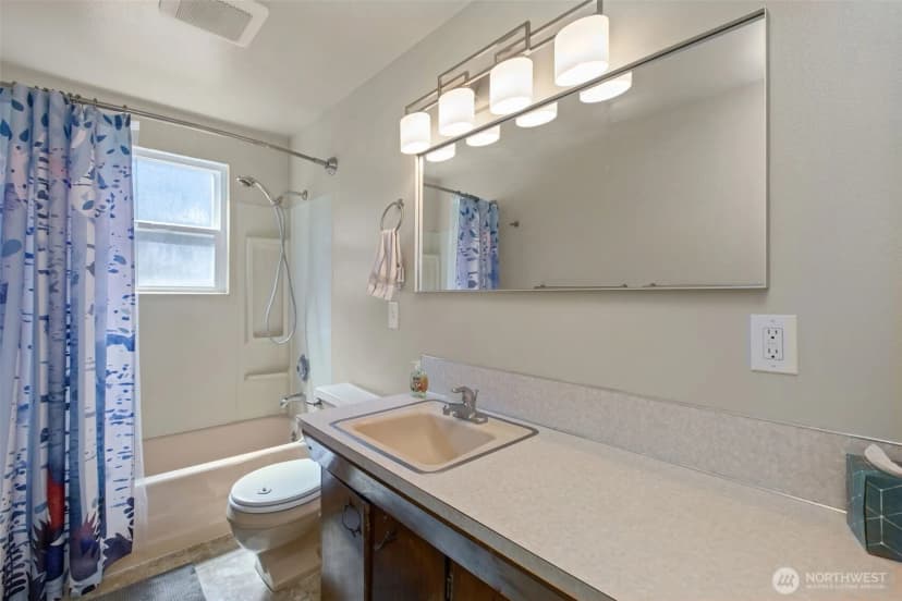 Property photo for 3527 S 262nd Street, Kent photo 12