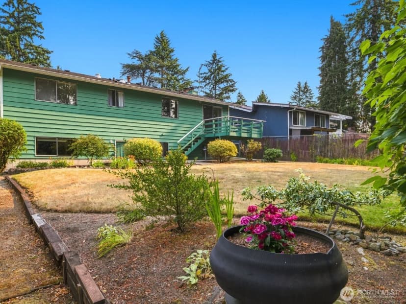 Property photo for 1839 N 185th Street, Shoreline photo 11