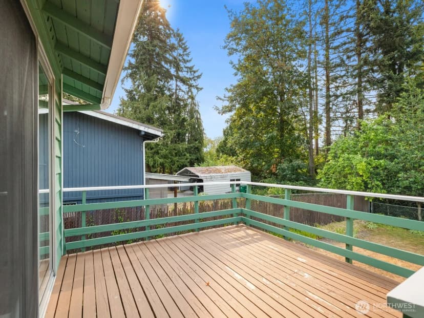 Property photo for 1839 N 185th Street, Shoreline photo 10
