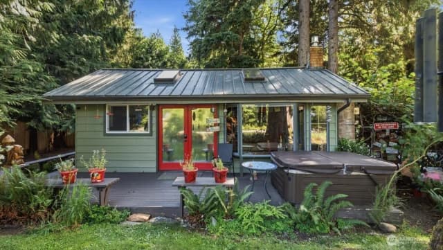 Property photo for 18235 642nd Avenue Ne, Baring