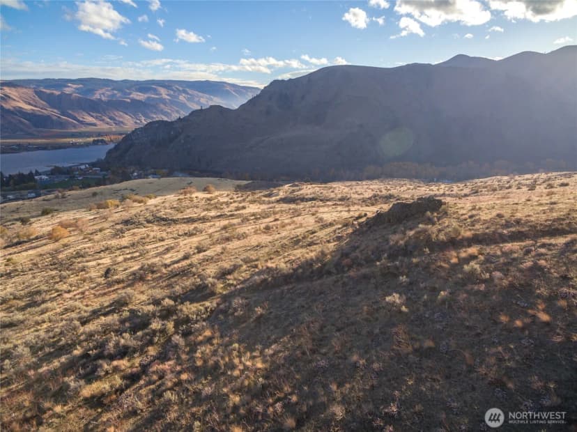 Property photo for 0 Auvil Avenue, Entiat photo 8