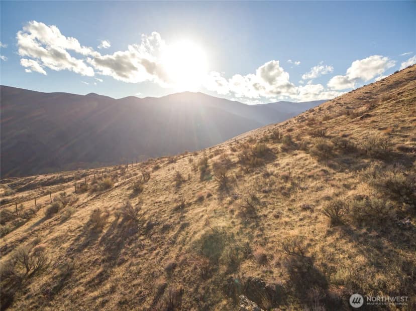 Property photo for 0 Auvil Avenue, Entiat photo 9