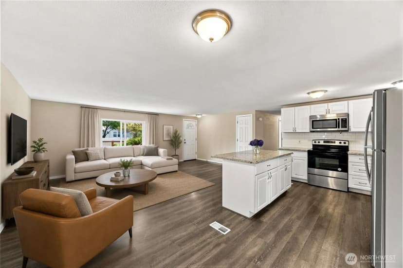 Property photo for 13104 Ridge Circle E, Bonney Lake photo 6