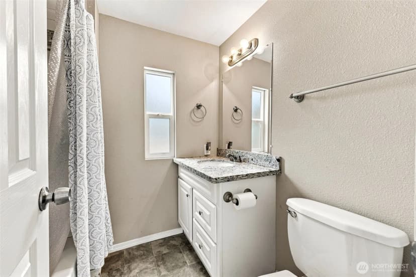 Property photo for 13104 Ridge Circle E, Bonney Lake photo 11