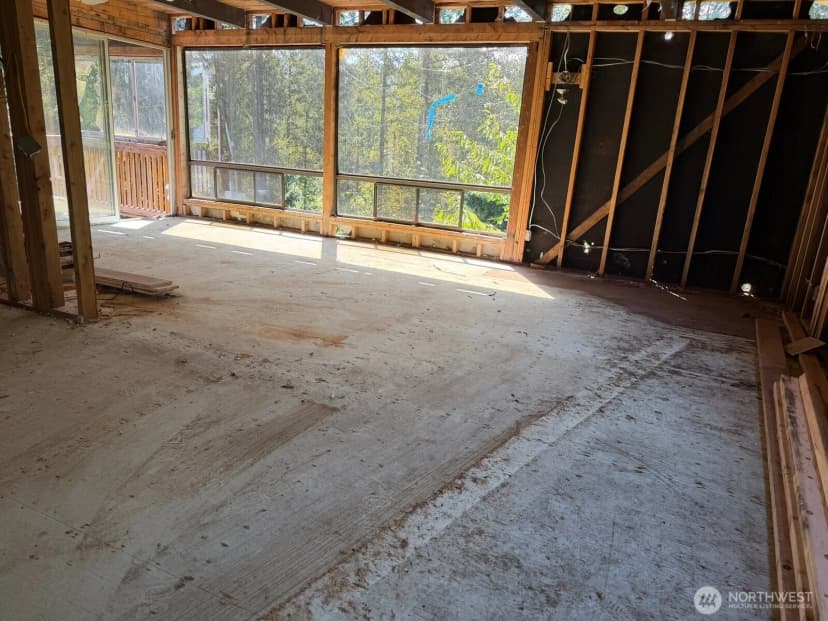 Property photo for 26003 Se Issaquah-fall City Road, Issaquah photo 8