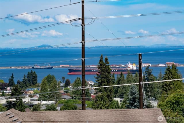 Property photo for 2610 S Washington Street, Port Angeles photo 3