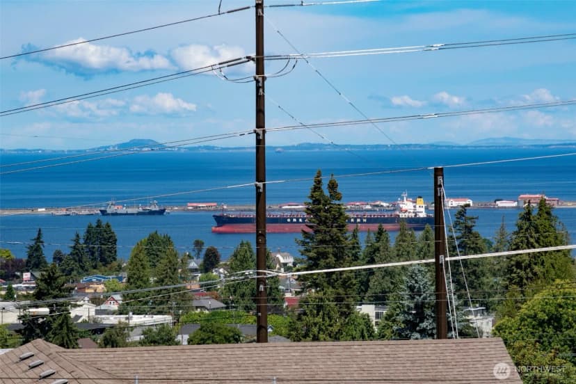 Property photo for 2610 S Washington Street, Port Angeles photo 3