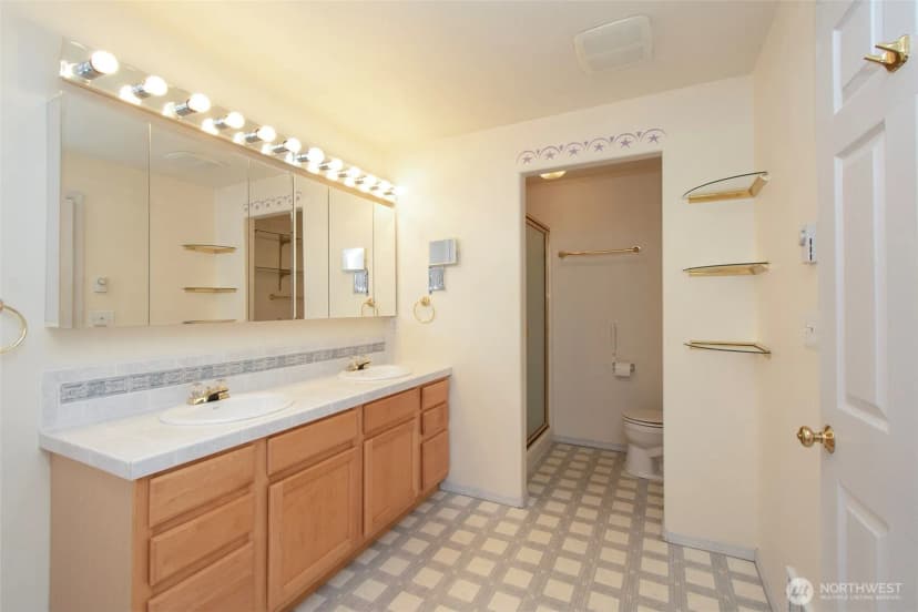 Property photo for 2610 S Washington Street, Port Angeles photo 24